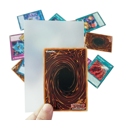 Luvas do cartão do resíduo metálico 80 x 120 do espaço livre dos PP para dixit o cartão de jogo de Mysterium
